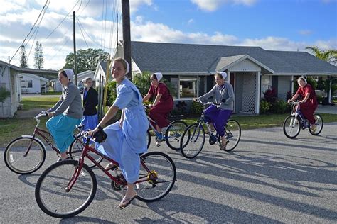 Amish Experience: Triphobo