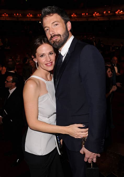 Jennifer Garner and Ben Affleck Will Still Live Together Post-Divorce ...