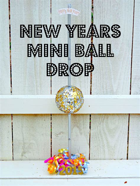 New Years Mini Ball Drop New Year's Eve Crafts, Diy New Year's Eve, New Years Eve Ball, New ...