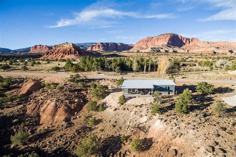 12 Best Airbnbs in Torrey, Utah (+ Cabins near Capitol Reef)