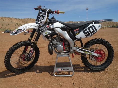 VegasMotocross.com Pro Circuit Honda CR 250 - Todd_Kirby's Bike Check - Vital MX