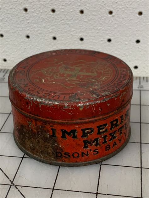 VINTAGE HUDSONS BAY COMPANY TOBACCO TIN - Schmalz Auctions