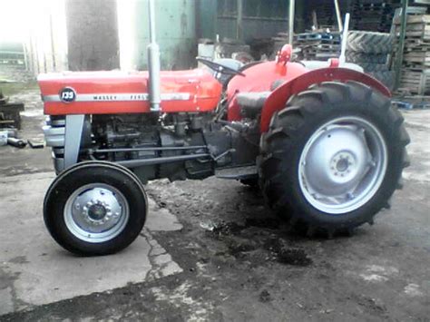 Massey Ferguson 135 Restoration - Vintage Massey Ferguson