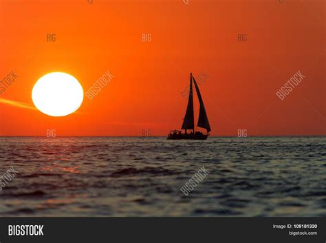 Sailboat Sunset Image & Photo (Free Trial) | Bigstock