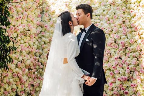 Billionaire Heiress Kim Lim’s Wedding Solemnisation Was a Flower-Filled Fantasy | Tatler Asia