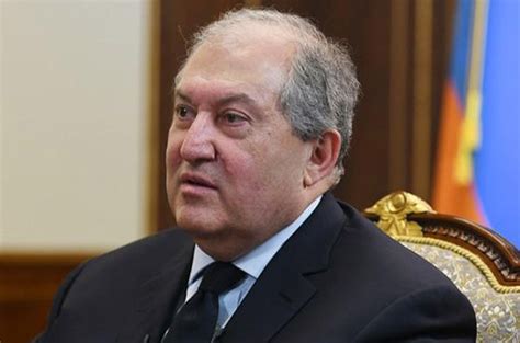 Armenia's president returns from London - aysor.am - Hot news from Armenia