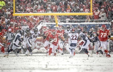 'Treacherous' Conditions In Denver For Broncos vs. Chiefs Game - The Spun