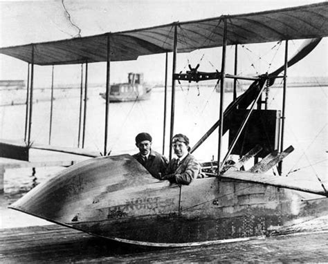 The first-ever commercial air flight, Tony Jannus (r) flew passenger ...