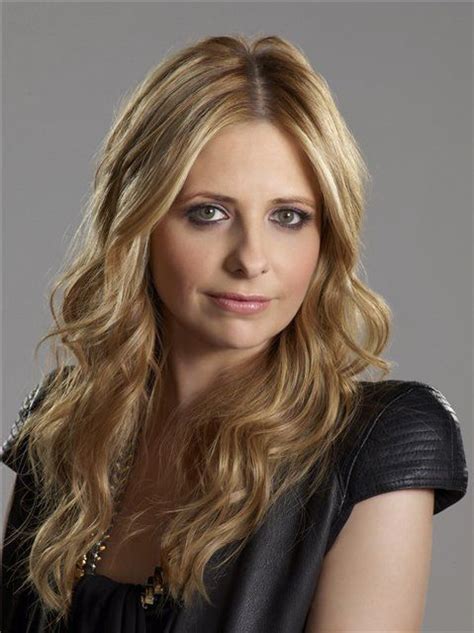 Sarah Michelle Gellar Weight, Height, Bra Size, Shoe Size, Body ...