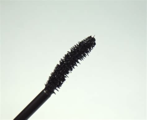 Shiseido Full Lash Volume Mascara Review + Swatch