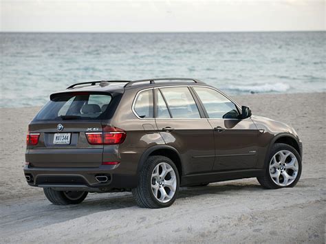 2011 BMW X5 - Price, Photos, Reviews & Features