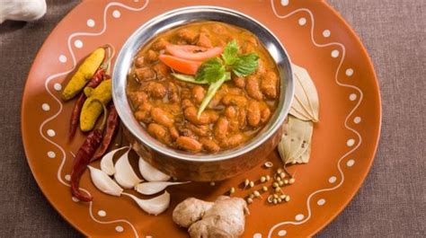 Kashmiri Rajma Recipe by Niru Gupta - NDTV Food