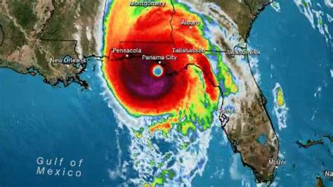 LIVE RADAR, UPDATES: Hurricane Michael leaves 1 man dead in Florida ...