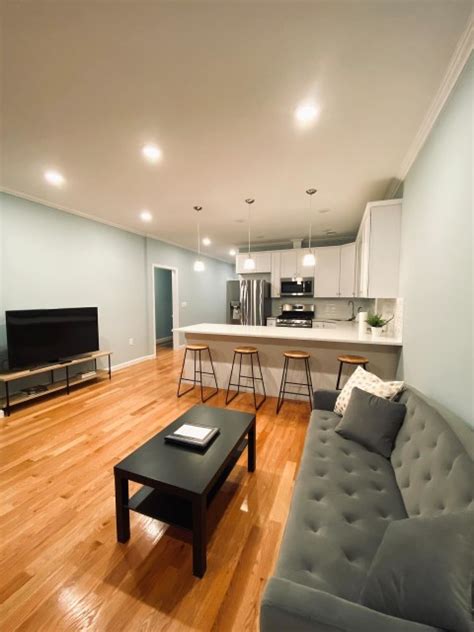 Jersey City, Modern Apartment, Jersey City, NJ | Off-Site | Peerspace