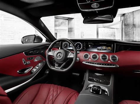 S550 4MATIC Coupe Interior | eMercedesBenz