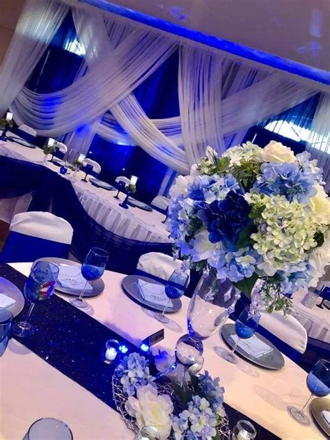 Royal Blue Backdrop Design : Navy And Gold Interiors That Prove The Best Combo For An Elegant ...