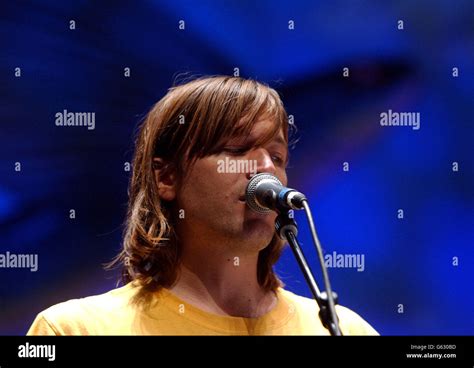 Kirsty maccoll hi-res stock photography and images - Alamy