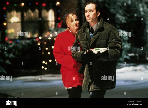 Nicolas cage tea leoni family hi-res stock photography and images - Alamy