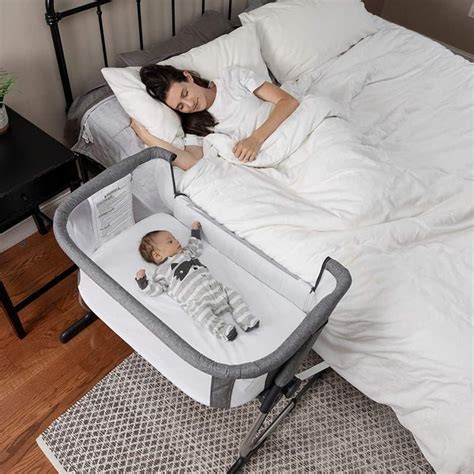 How to Choose a Bedside Co Sleeper for Baby – the Ultimate Guide - NewMommy'sPlace.com