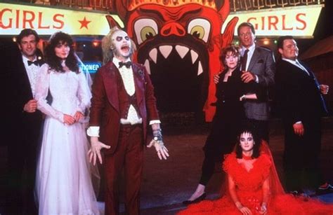 "Beetlejuice" Alec Baldwin, Geena Davis, Michael Keaton, Winona Ryder ...