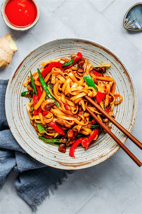 Super saucy, umami-packed, garlicky, and spicy noodles with stir-fried ...