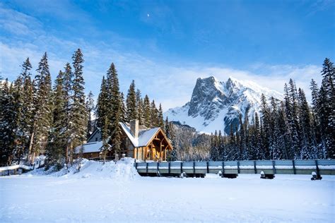 Emerald Lake Lodge: Remarkable Hotel in The Canadian Rockies! - Made to ...