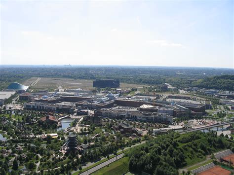 File:Oberhausen Centro.JPG - Wikimedia Commons