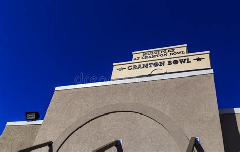 Cramton Bowl Stadium in Montgomery Alabama Editorial Image - Image of compete, press: 195662050