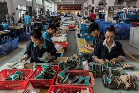 Chinese Maker of Ivanka Trump’s Shoes Looks for Cheaper Labor - The New York Times