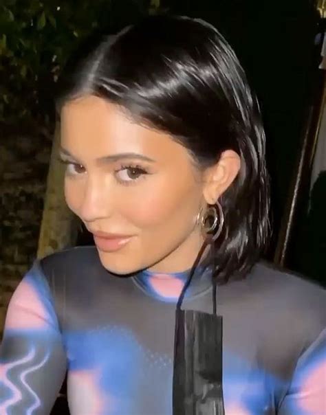 Kylie Jenner Debuts Short New Bob Hairstyle