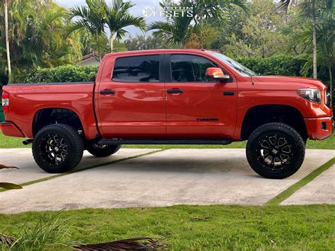 2015 Toyota Tundra with 20x12 -44 XD Xd825 and 35/12.5R20 Toyo Tires ...