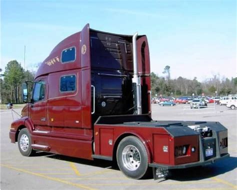 Custom Toter Bed Builders | Heavy Haulers RV Resource Guide