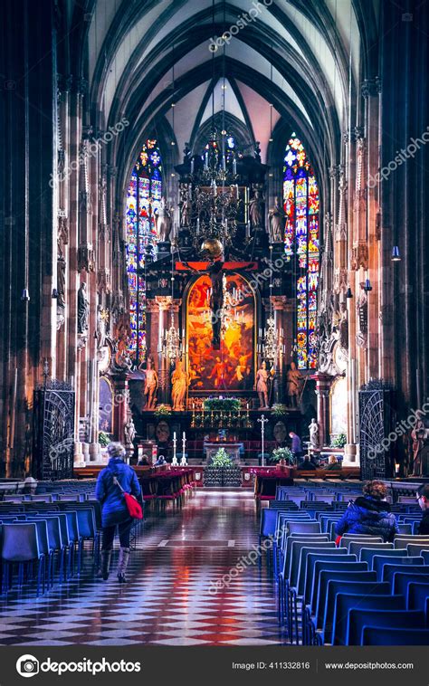 Wien Austria Stephansdom Stephens Cathedral Stephansplatz Cathedral – Stock Editorial Photo © m ...