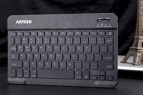 The 6 Best Bluetooth Tablet Keyboards to Buy in 2018