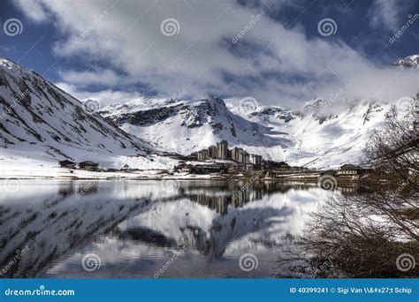 Tignes, Val Claret stock image. Image of spring, snowboard - 40399241