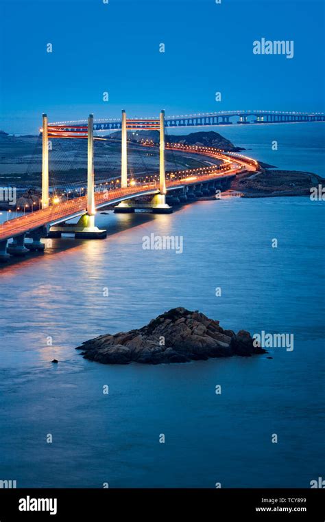 Scenery of Shanghai Donghai Bridge Stock Photo - Alamy