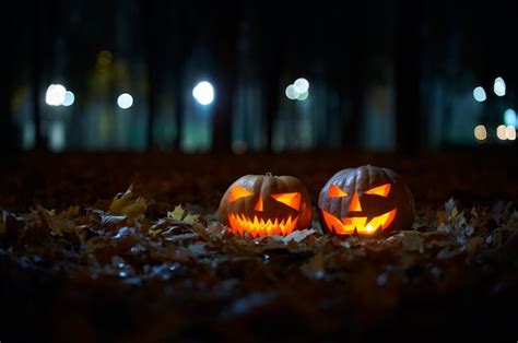 4k Halloween Wallpaper Images - Free Download on Freepik