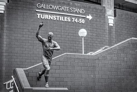 Alan Shearer Statue ad0169 Photograph by David Pringle - Fine Art America