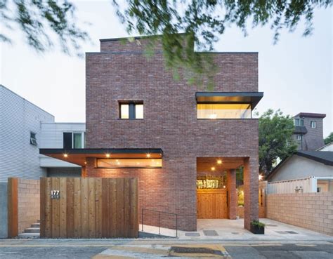 House in Hyojadong by Min Soh & Gusang Architectural Group & Kyoungtae Kim. - MyHouseIdea