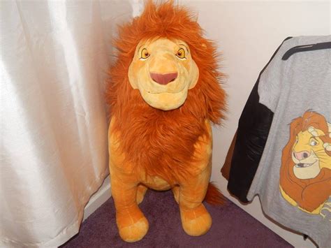 Lion King Disneystore Jumbo Mufasa Plush by LittleRolox3 on DeviantArt