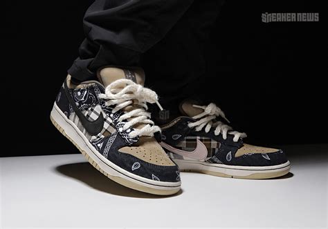 Travis Scott Nike Dunks - Photos + Release Date | SneakerNews.com