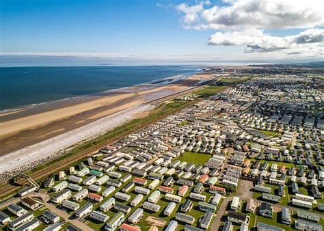 Whitehouse Holiday Park in Towyn, North Wales | Hoseasons