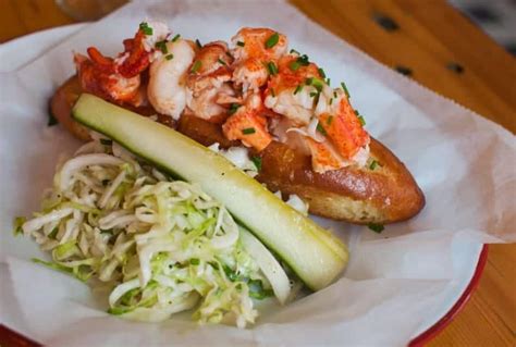 Best Cape Cod Lobster Roll | Top 3 Glorious Rolls - The Platinum Pebble Boutique Inn