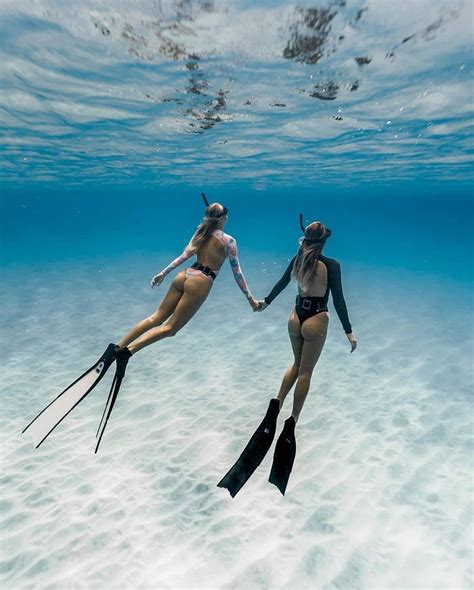 Scuba Diving Mask, Skin Diving, Scuba Diver, Underwater Photography Mermaid, Underwater Pictures ...