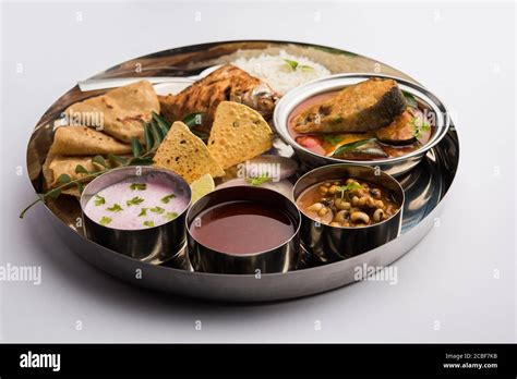 Non vegetarian platter hi-res stock photography and images - Alamy