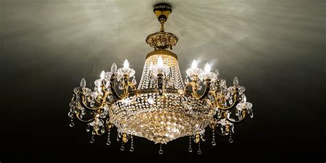 CHANDELIER LIGHT FIXTURE | An Architect Explains | ARCHITECTURE IDEAS