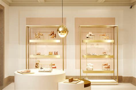 Chloé opening first Canadian standalone store in Toronto | Daily Hive ...