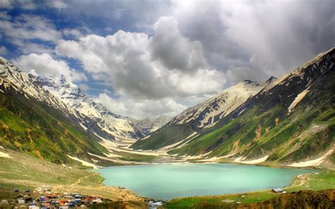 3 Days Naran Kaghan Group Tour – Pakistan Travel Guide