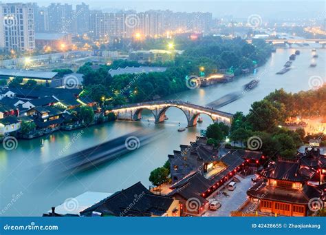 Hangzhou Grand Canal at Dusk Editorial Image - Image of dusk, chinese ...