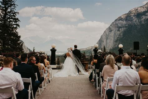 This Fairmont Banff Springs Wedding is Equal Parts Elegant and Epic ...